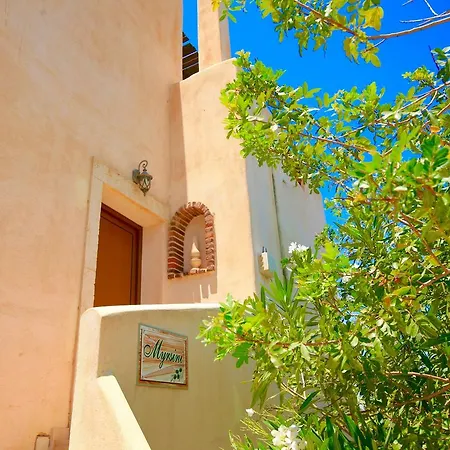 Myrsini Villa Listaros
